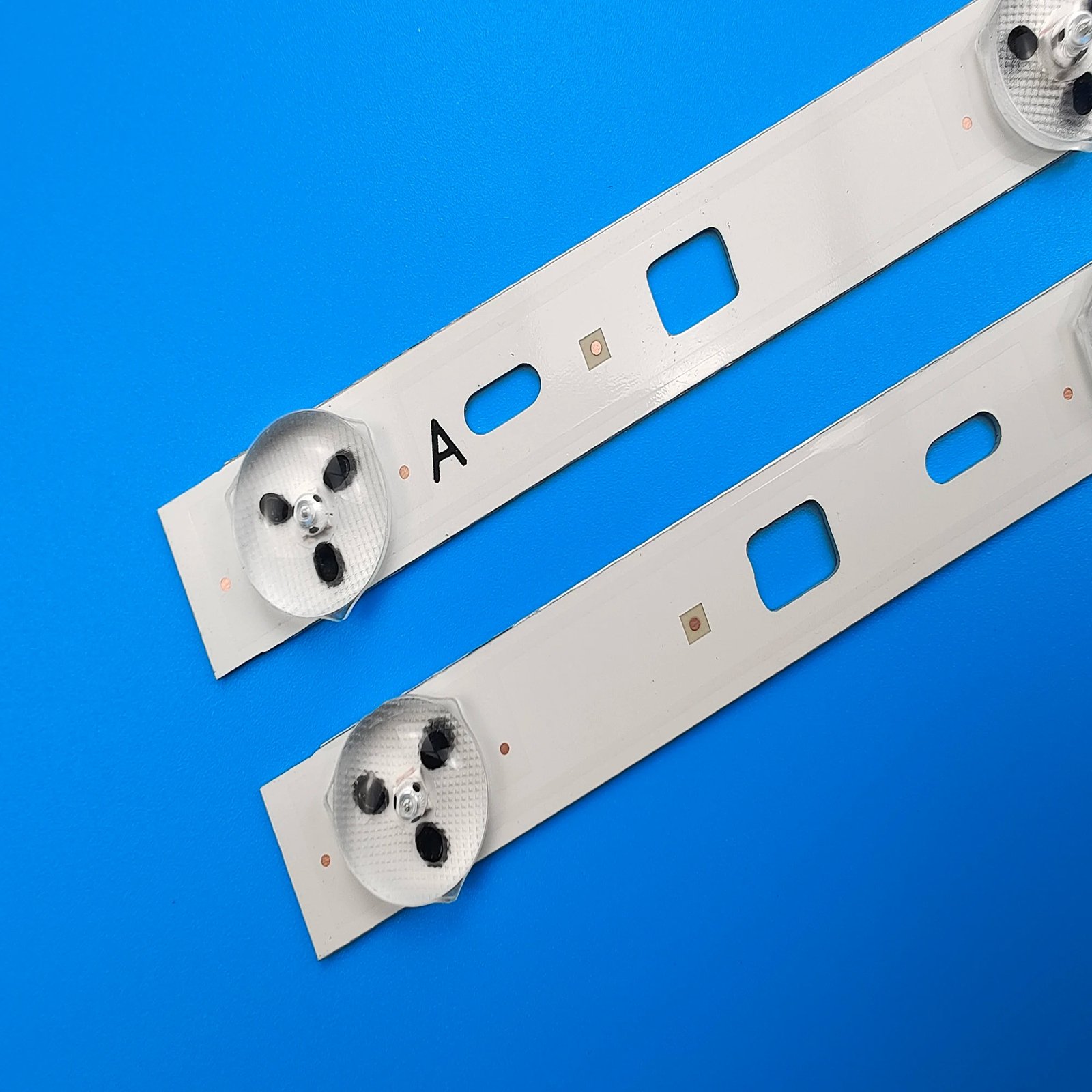 TIRAS LED SONY 40" KDL-40R483B KDL-40R453B KDL-40RM10B 2013SONY40A 2013SONY40B KDL-40W600B KDL-40R480B KDL-40R450B - Imagen 2